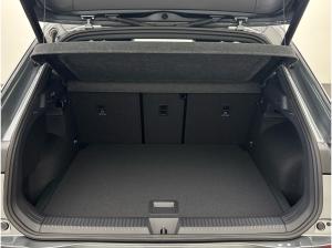 Volkswagen T-Roc R-Line 1.5 l eTSI OPF 7-Ga