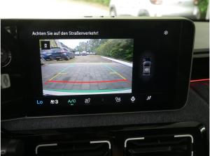 Renault R5 TECHNO 150 PS Batterie  52 kWh / POP GREEN GJR & WINTER PAKET