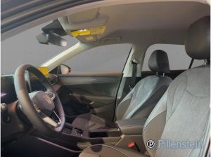 Volkswagen T-Roc TSI DSG STYLE NAVI+AHK+ACC+EASY+KAM+SHZ