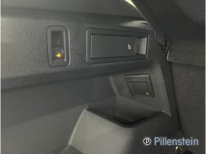 Volkswagen Tiguan TSI DSG R-LINE AHK+NAVI+KAM+EASY+ACC+19