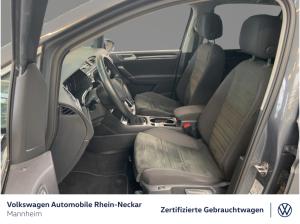 Volkswagen Touran 1.5 TSI Highline Navi AHK Pano uvm