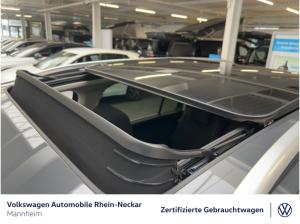 Volkswagen Touran 1.5 TSI Highline Navi AHK Pano uvm