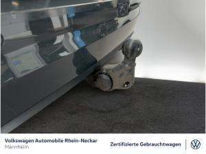 Volkswagen Touran 1.5 TSI Highline Navi AHK Pano uvm
