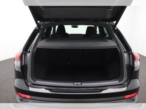 Audi Q4 e-tron 45 e-tron quattro S line Matrix Navi
