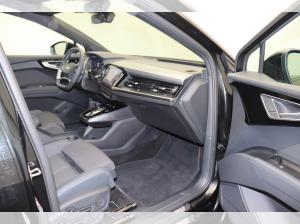 Audi Q4 e-tron 45 e-tron quattro S line Matrix Navi