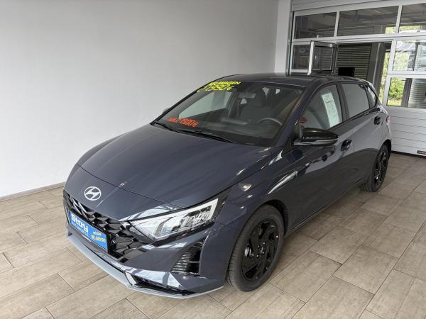 i20