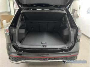 Volkswagen Tiguan TSI DSG R-LINE AHK+NAVI+KAM+EASY+ACC+19