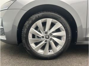 Skoda Octavia Combi 2.0 TDI Selection*NAVI*AHK*SHZ*LED