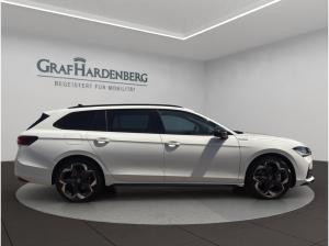 Skoda Superb Combi Sportline TDI 4x4 AHK Nav Kamera ACC