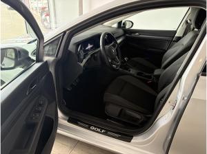 Volkswagen Golf Variant 1.0 TSI Navi LED PDC v+h 5.J Garantie SHZ
