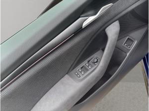 Skoda Superb Combi Sportline 1,5 iV TopView Canton AHK Nav ACC