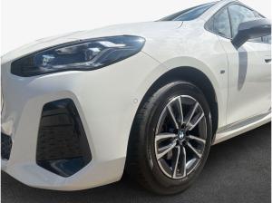 BMW 220 220i Active Tourer Aut. M-Paket AHK LED H&K