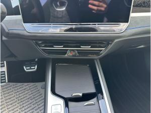 Volkswagen Passat 1.5 TSI eHybrid DSG R-Line BLACK STYLE | PANO | AHK | SOFORT VERFÜGBAR