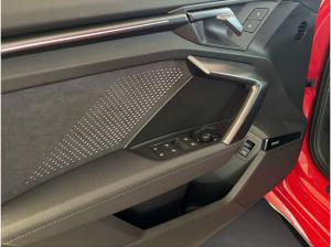 Audi RS3 Limousine RS-Abgas Navi-Paket Adapt.-Fahrwerk