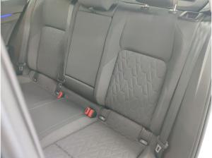Volkswagen Golf Life 1.5 TSI AHK/LED/Standhz/RFKam/10.30Garantie