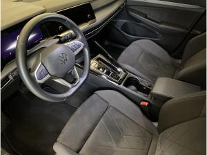 Volkswagen Golf VIII 1.5 eTSI Style *DSG*ACC*SHZ*PDC