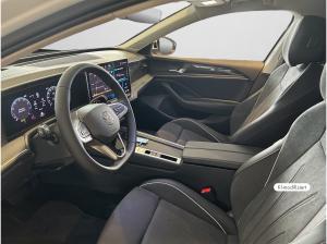Volkswagen Passat Business 1.5e TSI DSG IQDRIVE NAVI AHK
