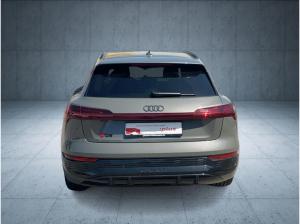 Audi Q8 e-tron S line 55 qu. PANO HUD Matrix 22 AHK