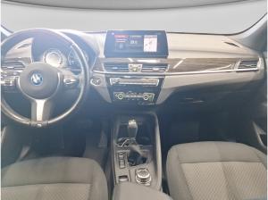 BMW X1 xDrive 25e Advantage - Haustürlieferung inkl.*PDC*Tempomat*Klima*SHZ*Schiebedach