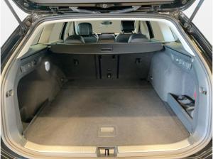 Volkswagen Passat Business 1.5 eTSI DSG 360 ACC AUT Kam.