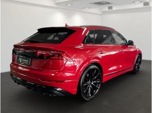 Audi SQ8 Allradlenkung AHK PANO B&O Sitzbelüftung
