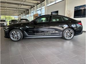 BMW i4 eDrive35 Innovationsp. Klimaaut. Memory vorn