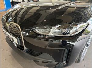 BMW i4 eDrive35 Innovationsp. Klimaaut. Memory vorn