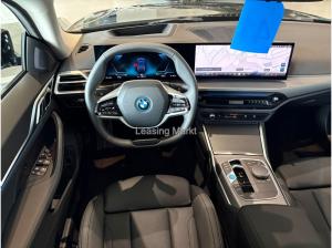 BMW i4 eDrive35 Innovationsp. Klimaaut. Memory vorn