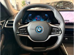 BMW i4 eDrive35 Innovationsp. Klimaaut. Memory vorn