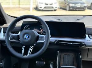 BMW X1 xDrive25e M Sportpaket DAB LED Komfortzugang