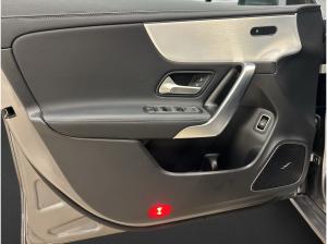 Mercedes-Benz CLA 200 Diesel Progressive - Edition *SHZ*Klima*PDC*Haustürliefering inkl.