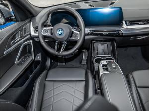 BMW iX2 xDrive30 M Sport HUD PANO ACC AHK 360°KAM