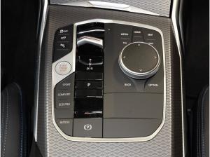 BMW M340 M340d xDrive Touring M Sport HUD PANO RFK NAVI