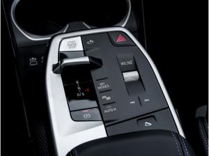 BMW X1 sDrive18i 18 M-Sport DA Prof HuD 360° Pano uvm.