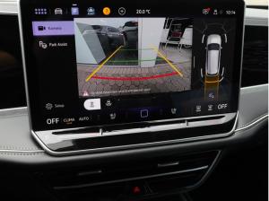Volkswagen Passat Variant 1,5 eTSI DSG Business ACC Standheiz. elektr.Heckklappe Navi SideAssist