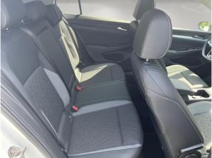 Volkswagen Golf VIII Lim. GOAL 1.5 eTSI  DSG - GJR SHZ Matrix-LED Navi ACC Rear View PDC AHK CarPlay