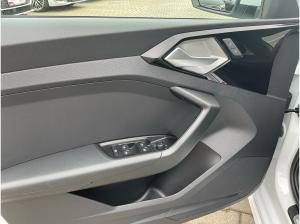 Audi A1 Sportback S line 25 TFSI Navi LED Carplay ACC