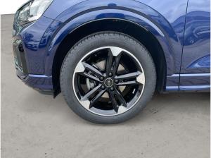 Audi Q2 Advanced 35 TFSI ACC AHK RFK Matrix Keyless