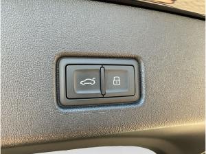 Audi Q4 e-tron 45 quattro S-line Pano AHK Matrix HUD