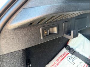 Skoda Kamiq 1.0 TSI DSG Selection KAMERA MATRIX SHZ ACC AHK