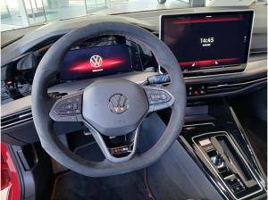 Volkswagen Golf GTI Edition 50
