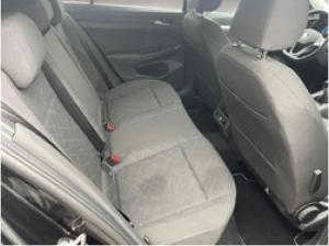 Volkswagen Golf VIII Lim. Life 1.5 TSI - LED Plus Navi CarPlay Allseason SHZ LM Einparkhilfe DAB
