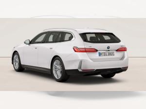 BMW i5 eDrive40 RFK SHZ PDC V+H DAB LED