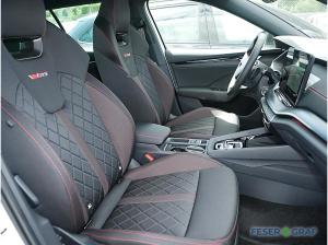 Skoda Octavia Combi RS 2,0 TSI DSG - AHK,NAVI,MATRIX