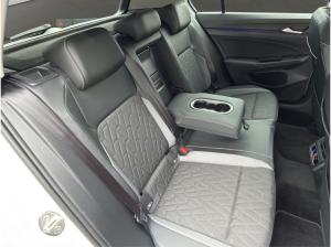 Volkswagen Golf VIII 1.5 eTSI DSG Goal AHK+NAVI+MATRIX-LED+ACC