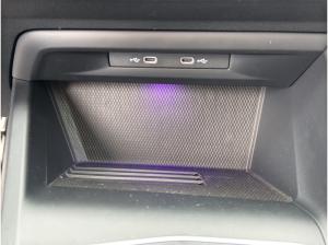 Volkswagen Golf VIII 1.5 eTSI DSG Goal AHK+NAVI+MATRIX-LED+ACC