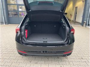 Skoda Scala 1.5 TSI Tour DSG Optik schwarz Matrix Navi ACC RFK