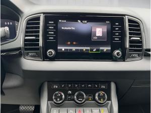 Skoda Karoq 1.5 TSI Selection DSG Navi LED ACC RFK