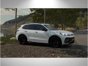 Volkswagen Tiguan R-Line 1,5 l eHybrid ( / DSG AHK Panorama Soundsystem