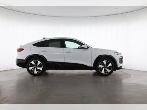 Audi Q6 e-tron Q6 Sportback e-tron Umgebungskam. +Winterreifen